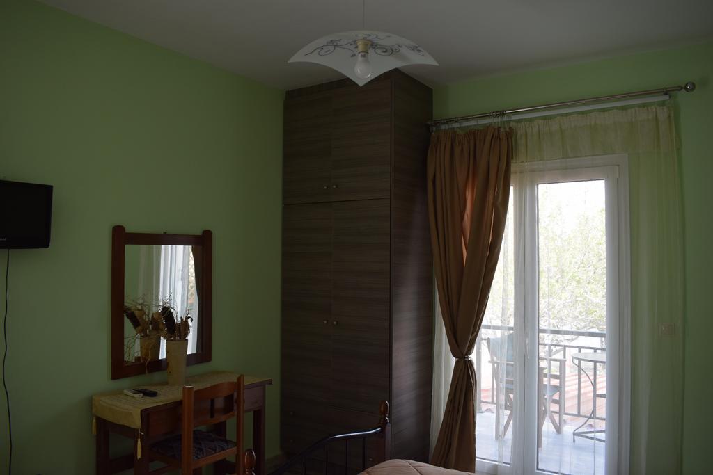 Rooms To Let To Kyma Skala Sikamineas Skala Sykamineas エクステリア 写真